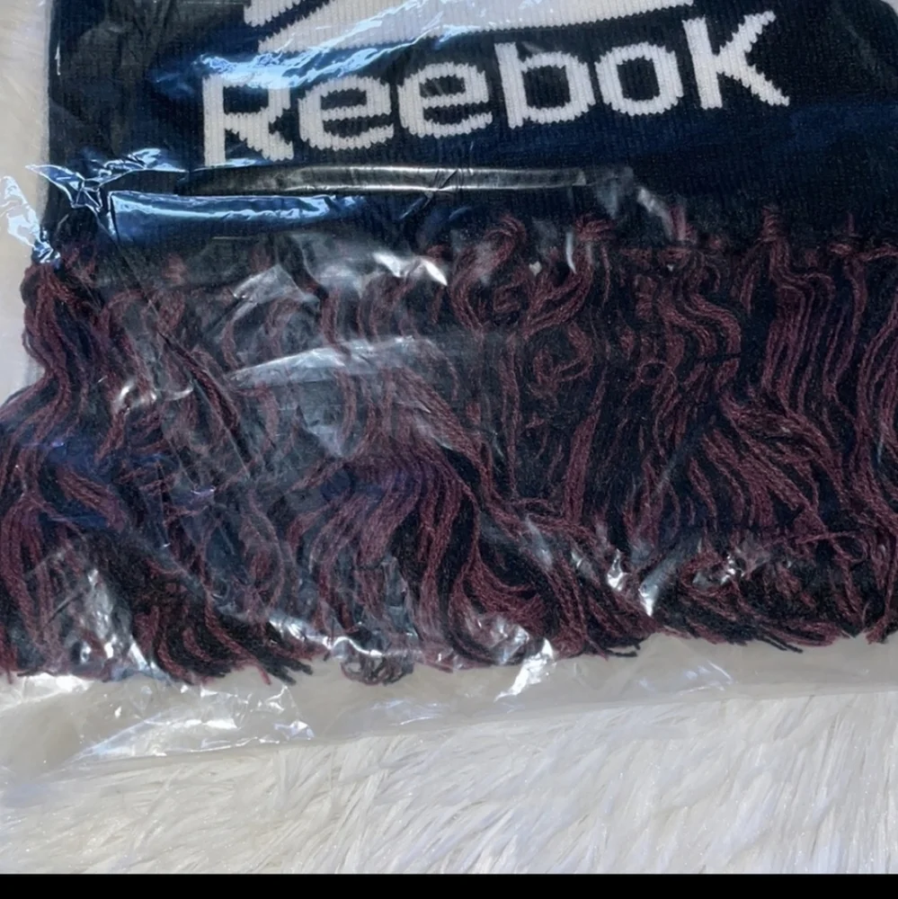 Reebok Fringe Scarf Unisex